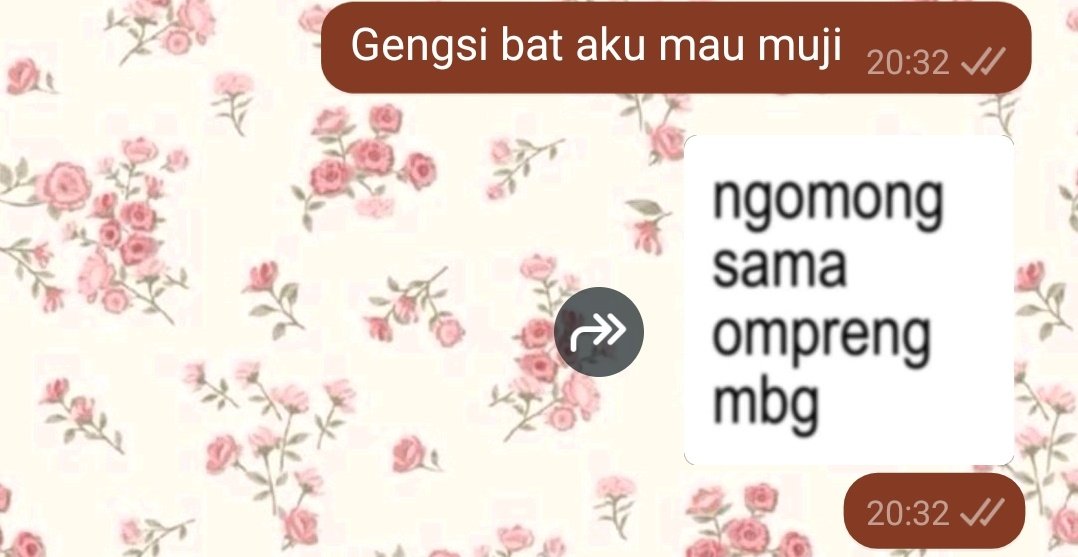 lunarseashore's tweet photo. Aku 2 hari ini baru sadar kl gaya belajarnya dia itu kinestetik. Bcs wdym i, literally, kewalahan handling that? Orang sintingggg😭😭😭mmmff agak tmi, tengs lipbalm viva https://t.co/5KumgKYKFo