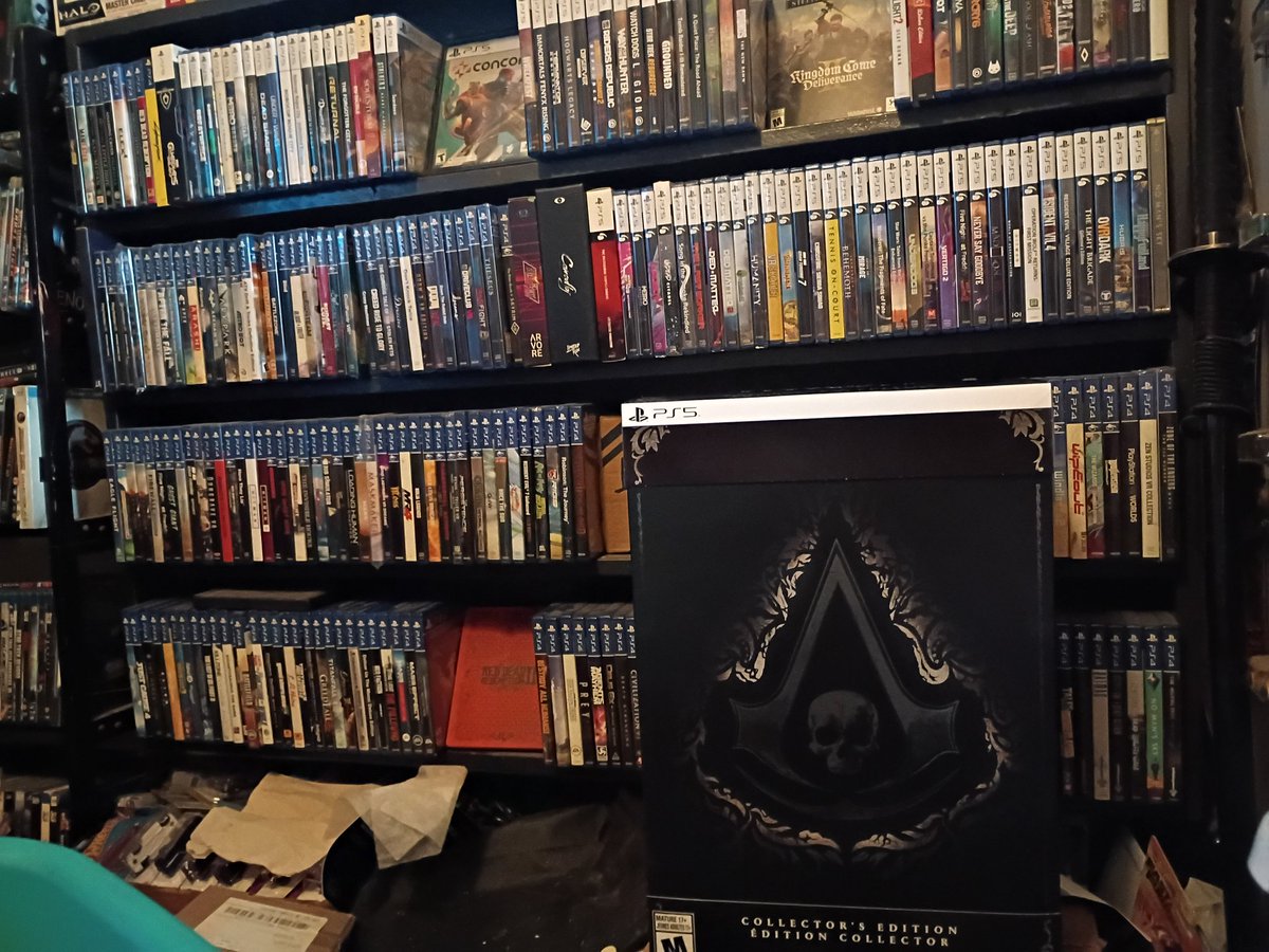 AudioGoddz's tweet photo. @PS_Support_US How I manage my PlayStation storage space..I buy PHYSICAL games 👌🏻😈 https://t.co/Nd5wvGI2MK
