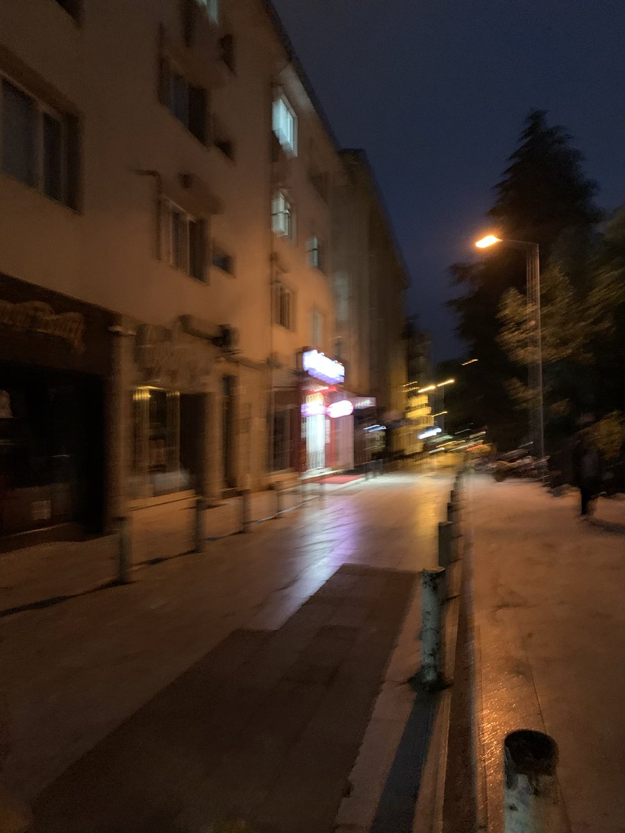 1beyzagulcomert's tweet photo. i know, it’s a dead end. https://t.co/GF6Shxp7xb