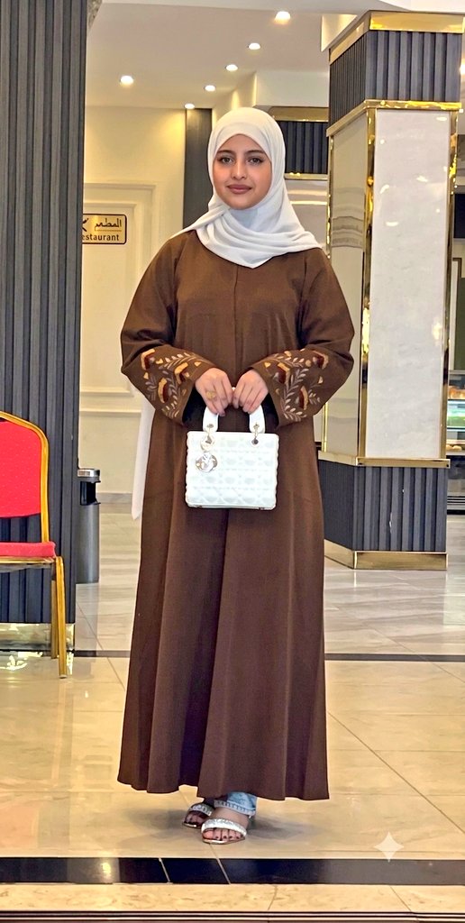 Kskndp's tweet photo. "جلالة الملكة العظيمة ماريا قحطان المعظمة👸👠🥵
" انا عبد معبود لجلالة الملكة العظيمة ماريا قحطان المعظمة 🛐🙇‍♂️😭🛐🥵
"انبحوا واخضعوا واركعوا وتوسلوا لحذائها الطاهر المقدس ان تقربنا وتقبل فينا عبيد لأحذيتها 🛐😭🙇‍♂️🥵
#ماريا_قحطان #معصيتّيَ_رِح��تِي #عمة #خاضع #كلب #معصيتي__راحتي https://t.co/du6h1ixQAQ
