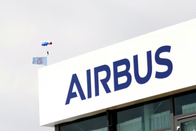 aviationbrk's tweet photo. Airbus workers in Spain have gone on strike until the end of July over what unions ‌describe as deteriorating working conditions.

Workers are protesting over issues including sub-inflation pay rises, tighter attendance monitoring and requirements for office staff to spend ​more time on site, the Independent Union of Aviation ​Professionals (SIPA) said in a statement.

Airbus, which is under ⁠pressure to meet its annual delivery target of 870 jets ​while grappling with supply-chain constraints, already faced stoppages and protests in ​France last month after reducing the number of days white-collar staff could work remotely.