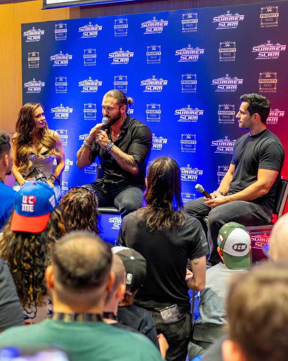 onlocationexp's tweet photo. Your own entrance, Superstar appearances and so many activities… how we start out the action packed #SummerSlam nights 🔥🤩 https://t.co/d6wRCl7g6S