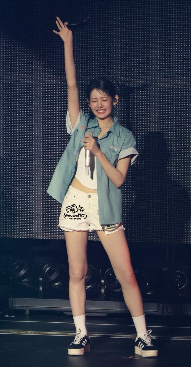 VicLee_1982's tweet photo. 260709 World Tour in Kobe Day2

#babymonster #베이비몬스터 #monstiez 
#rora #로라 #leedain #이다인 #ローラ #李茶仁 https://t.co/dqrlXSu7x6