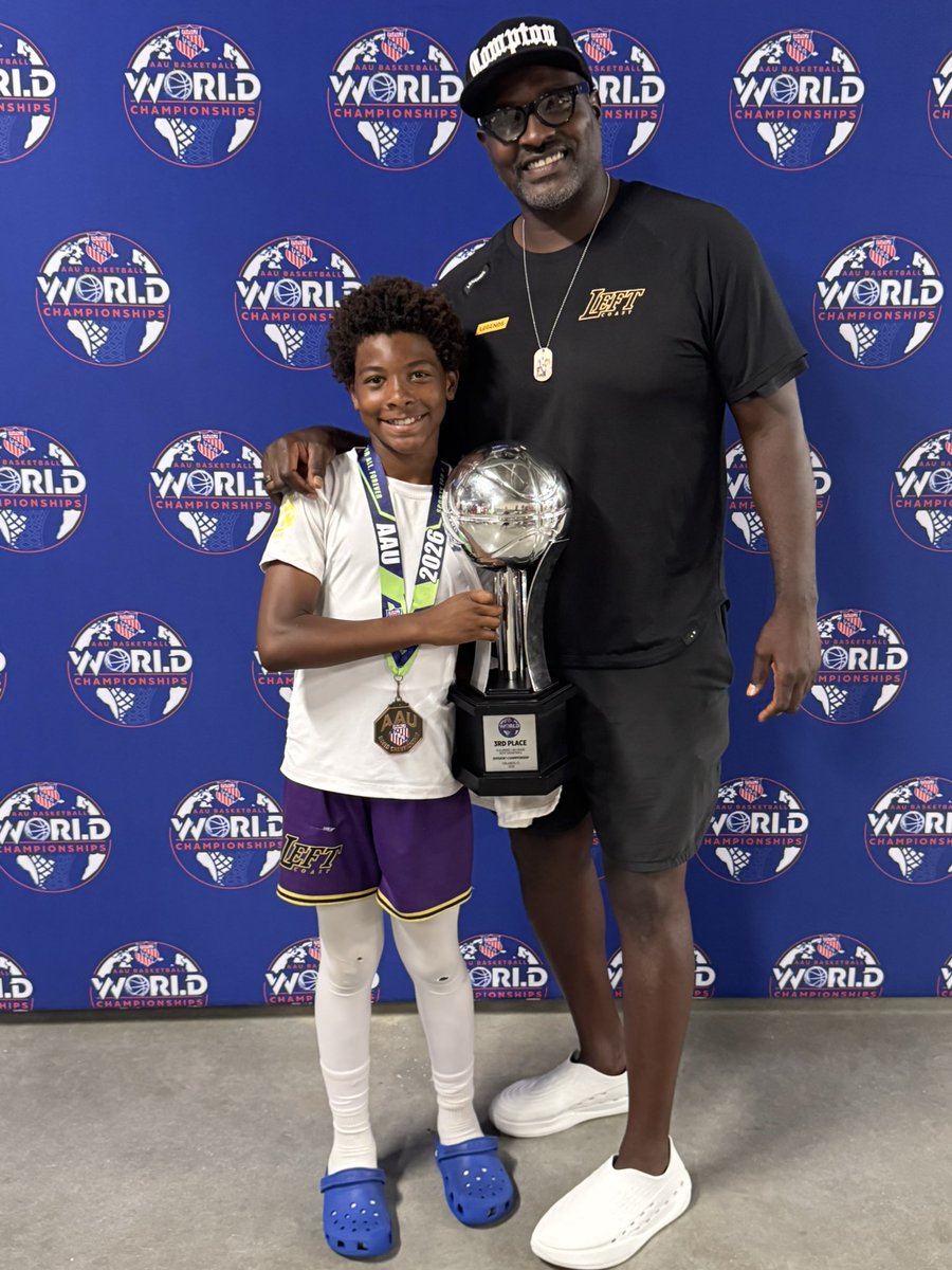 marcelluswiley's tweet photo. Congratulations to MJ &amp; the Left Coast Legends for Placing 3rd in the AAU World Basketball Championships 10U 🥉🏀 https://t.co/WRNe8uffdm