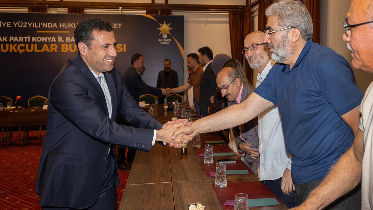 avibrahimkelek's tweet photo. Şehrimizin kıymetli hukukçuları ile 2. Hukukçular Buluşması’nda bir araya gelerek verimli istişarelerde bulunduk.

Katılımları ve değerli katkıları dolayısıyla tüm meslektaşlarımıza teşekkür ediyorum. https://t.co/XQfQtbGNi2