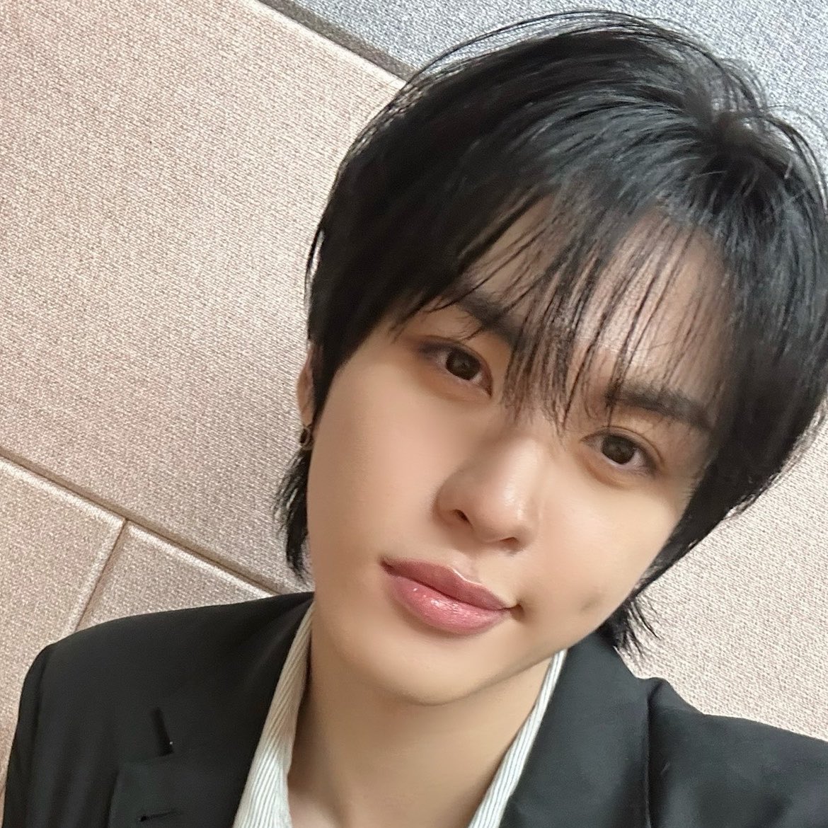Iittleamin's tweet photo. hi

#아민 #이펙스 #AMIN #EPEX https://t.co/av7pS2DOOG