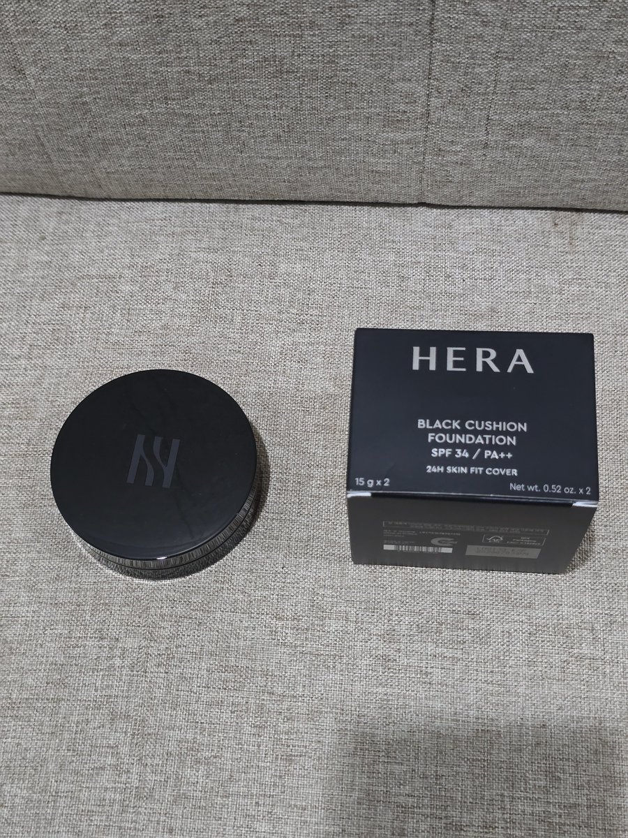 shamanmin's tweet photo. คุชชั่น HERA มือ 1. ราคา 390 รส.ค่ะ เบอร์ 13N1  ไม่มีรีฟิลนะคะ ตลับดำคุมมันค่ะ❤️
#hera #ส่งต่อเครื่องสำอาง #ส่งต่อเครื่องสำอางค์ #ส่งต่อคสอ #ส่งต่อเครื่องสำอางค์มือสอง #ส่งต่อ #เครื่องสำอางมือ2 https://t.co/h5JySh6Zfn
