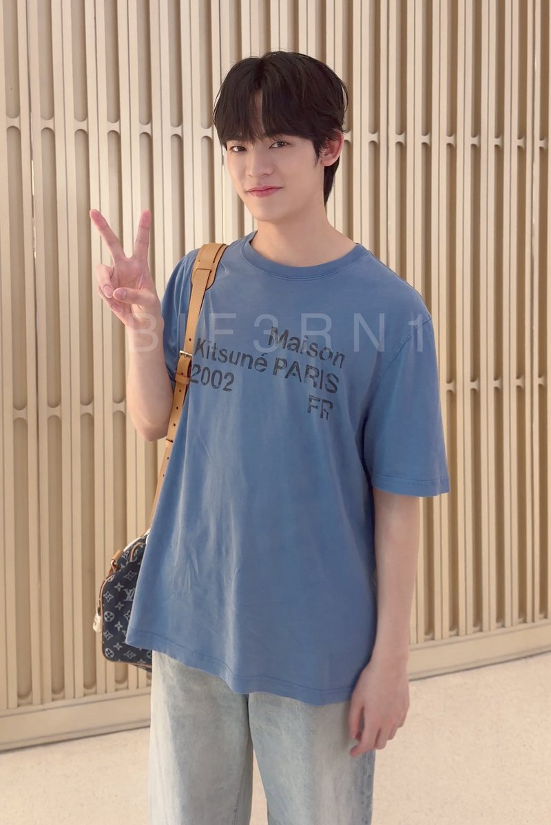 yuzhuitwnich's tweet photo. pip                                        por https://t.co/wQvkQ56mLO