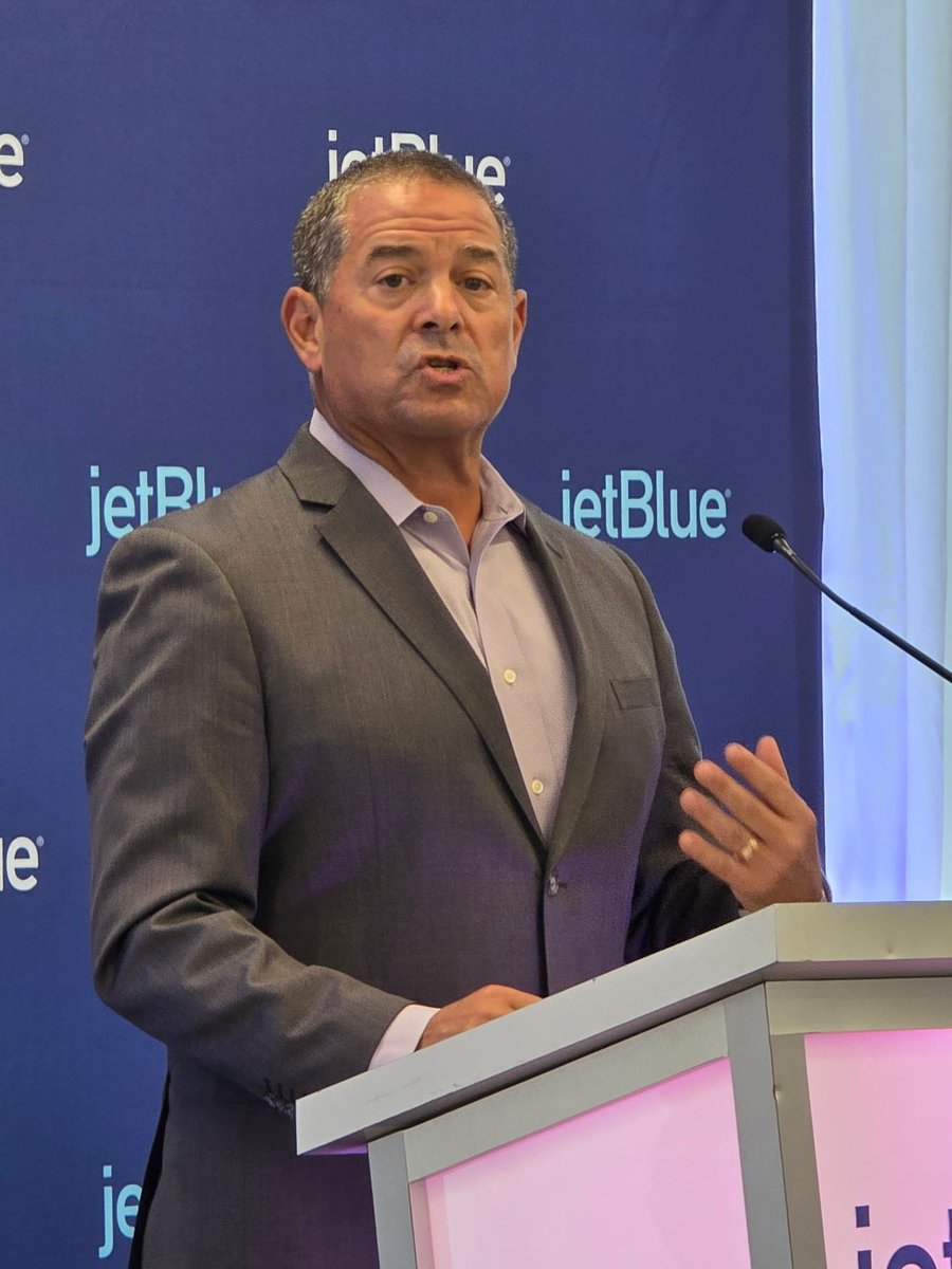 Michaeludine's tweet photo. Honored to attend the event this morning at FLL celebrating JetBlue's new routes! This major expansion will greatly benefit the local economy, create jobs, and enhance the flying public's experience. ✈️

@browardinfo 
@FLLFlyer 
@JetBlue 
@GFLAlliance https://t.co/EucqxfmDn4