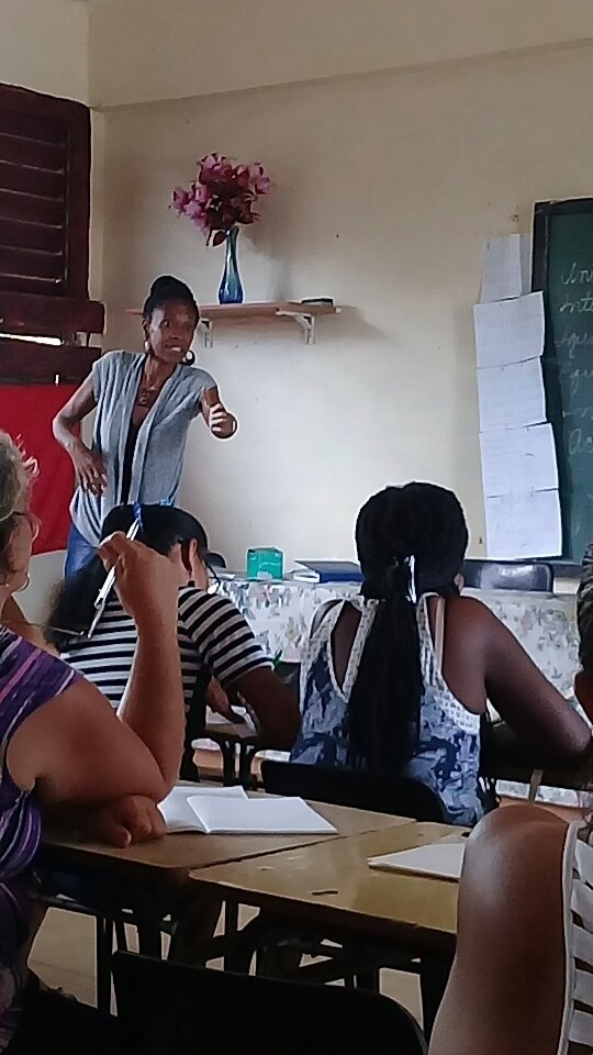 DMEQuiviMayab's tweet photo. 💡Postura pedagógica de la inclusión. Tema que se debate en el #SeminarioMunicipal 
La educación tiene que ser inclusiva y se necesita: un nuevo modelo de escuela, profesores distintos, padres diferentes y una escuela integrada y en funcionamiento con la comunidad de todos. https://t.co/tNfOOJQEGN