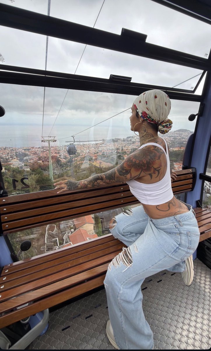 rnbradar's tweet photo. Kehlani in Portugal. 🇵🇹 https://t.co/vJL2gHgmKd