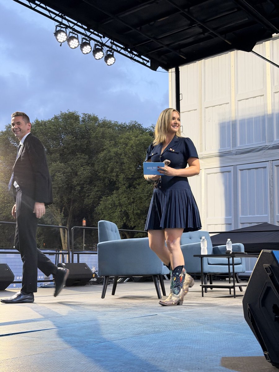 KatiePavlich's tweet photo. Thank you @Freedom250 and @NASAAdmin for a wonderful, hopeful and exciting conversation at the Great American State Fair. To the Moon, Mars and beyond! 🇺🇸🚀 https://t.co/UErcViysuH