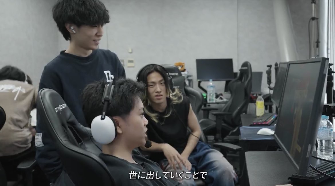 あんな tweet media