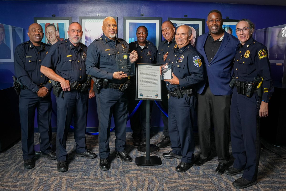 Dallas Police Dept tweet media
