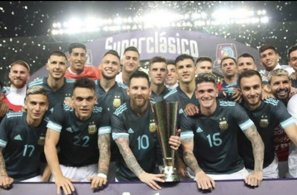 Debbybruno3's tweet photo. Our first international trophy 😭 https://t.co/FxSohhrKOo