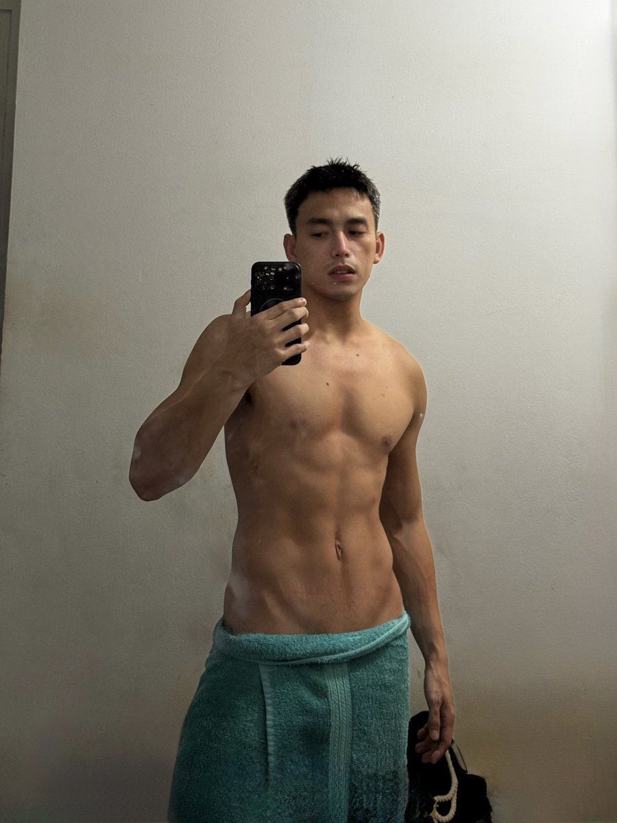 michaelpengson's tweet photo. gn :) https://t.co/W9QWwj4CTm