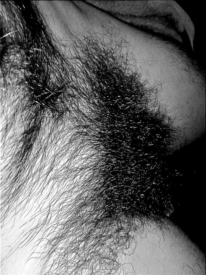 RubnForero29188's tweet photo. Campeón ♐💪 Pelos ✅
*Algún pirobito Riko pa ponerlo...
*Sudor *mecos *oloroso *berrinche
#pelos #olorosito #mecos #sudor
#preño #huelelo #guarro #Bizarro
#puerco #olores #culero #lechero https://t.co/kiVZkkJglX
