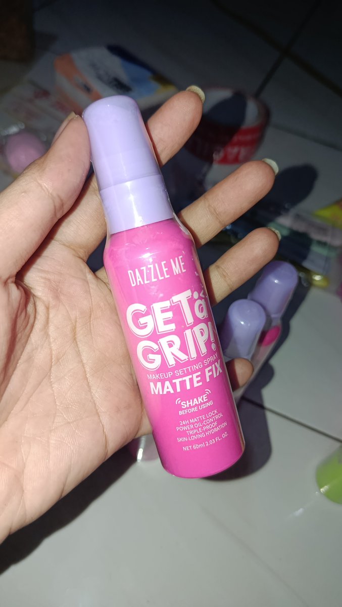 youngnrich51's tweet photo. ‌setting spray dazzle me dewy 6 (25k per pcs) 
‌setting spray dazzle me matte 9 (25k per pcs) 
‌maskara dazzle me 4 (25k per pcs) 
‌scora tone up 1 (25k) 
‌cleansing oil skin1004 200ml 8 (65k per pcs) 
‌ampoule tone bright skin1004 100ml 8 (75k per pcs) https://t.co/5PLRHXo7y6