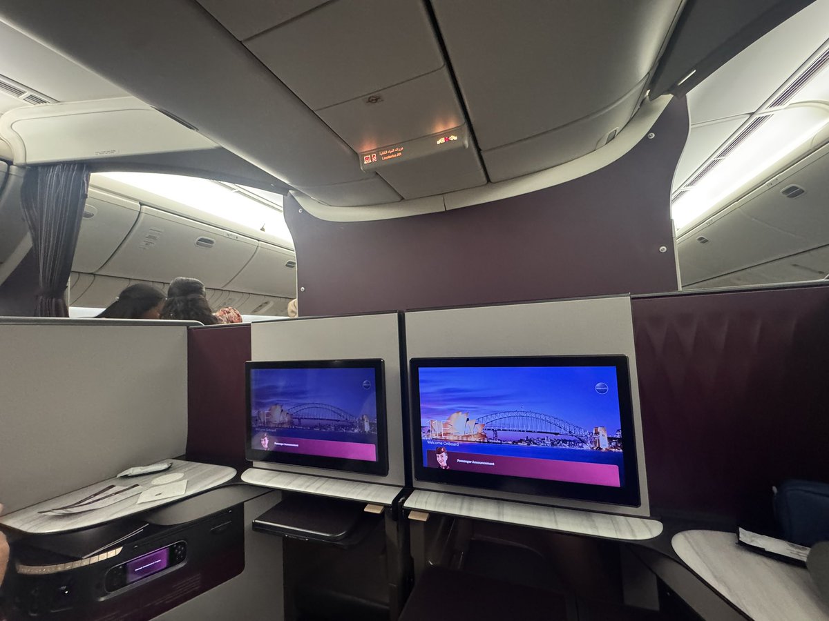 engalaaalbow's tweet photo. @qatarairwaysar  السادة الخطوط القطرية حجزت 12مقعد من جدة الي شنغهاي الصين 🇨🇳 والعودة من هونج كونغ لجدة ومع الأسف تعرضنا لمشاكل غير طبيعيه لحجز واحد من 12 بسبب غلطة موظف القطرية بمطارجدة تسببت بمراحل عديدة من المشاكل أولها عدم السماح لهذا الراكب با استكمال  الرحلة من مطارالدوحة  لشنغهاي وتعاون موظفو القطرية بمطارحمد لمعالجة المشكله وتم السماح له بصعود الطائرة لشنغهاي ومع وصولنا لشنغهاي تم الغاء رحلة العودة من هونج كونج 🇭🇰للدوحه جدة بالكامل 
هل غلطة موظف الخطوط القطريه يتحملها الراكب 
وسبب المشكلة طباعه بوردنج مكرر بين راكبين ماهو الحل 
تجعلنا هذه التجربه الغاء فكرة السفر علي القطرية مع الاسف