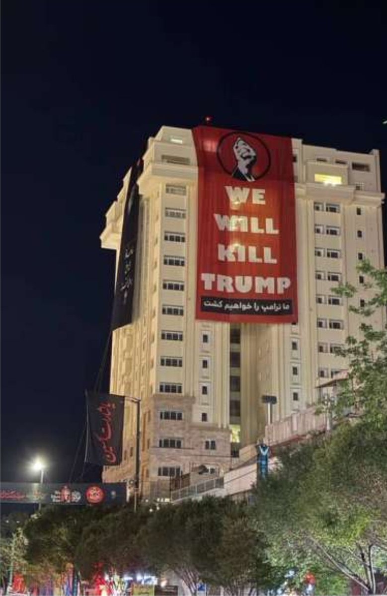 I_amMukhtar's tweet photo. Large "We Will Kill Trump" banners are hanging from buildings and being held up by crowds during the state funeral for Ayatollah Khamenei in Iran. https://t.co/BHN4DpqF12