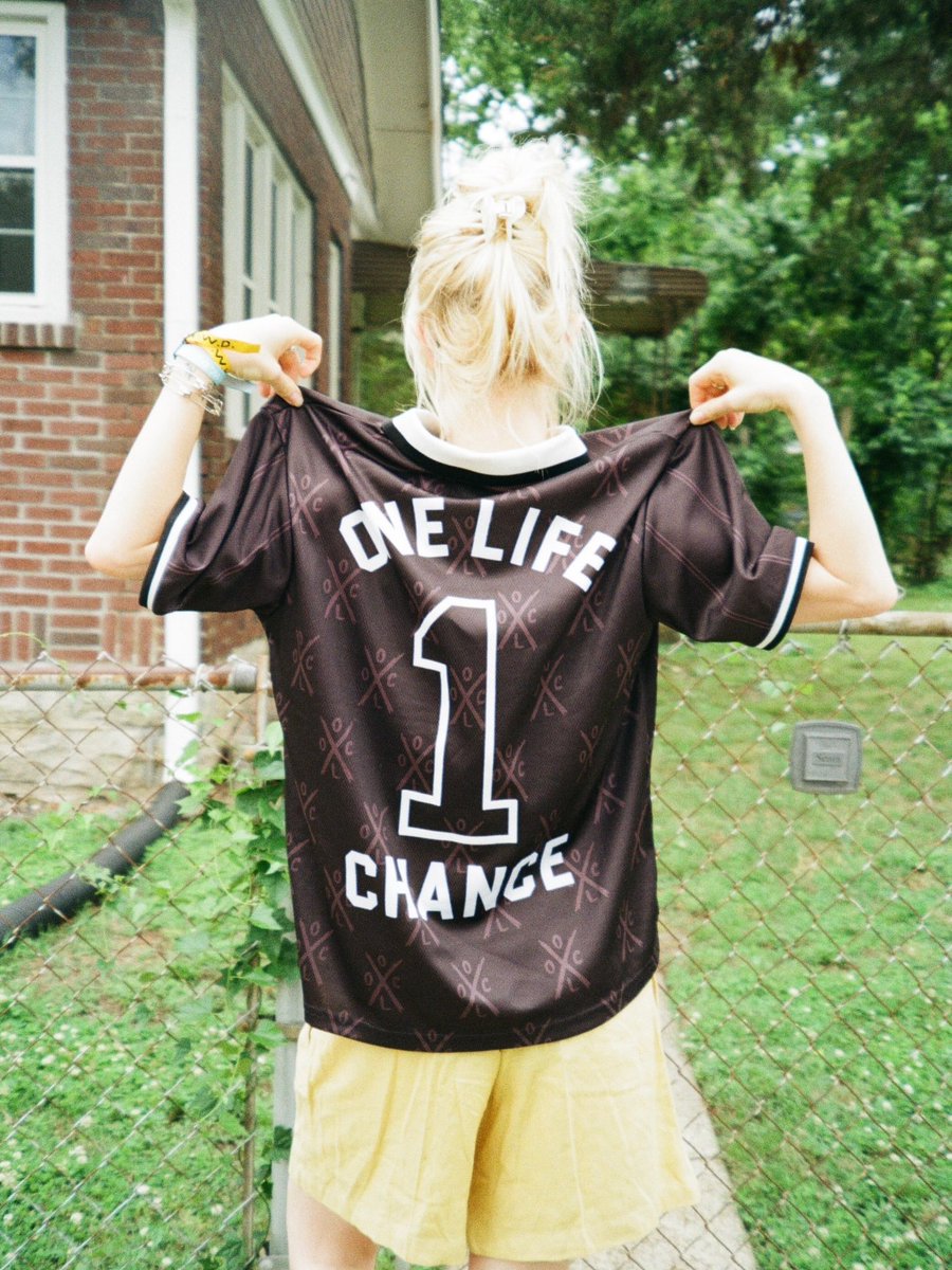 YELYAHPOI's tweet photo. new photos of hayley, via Toby Morse 💛 https://t.co/RW15QlWem5