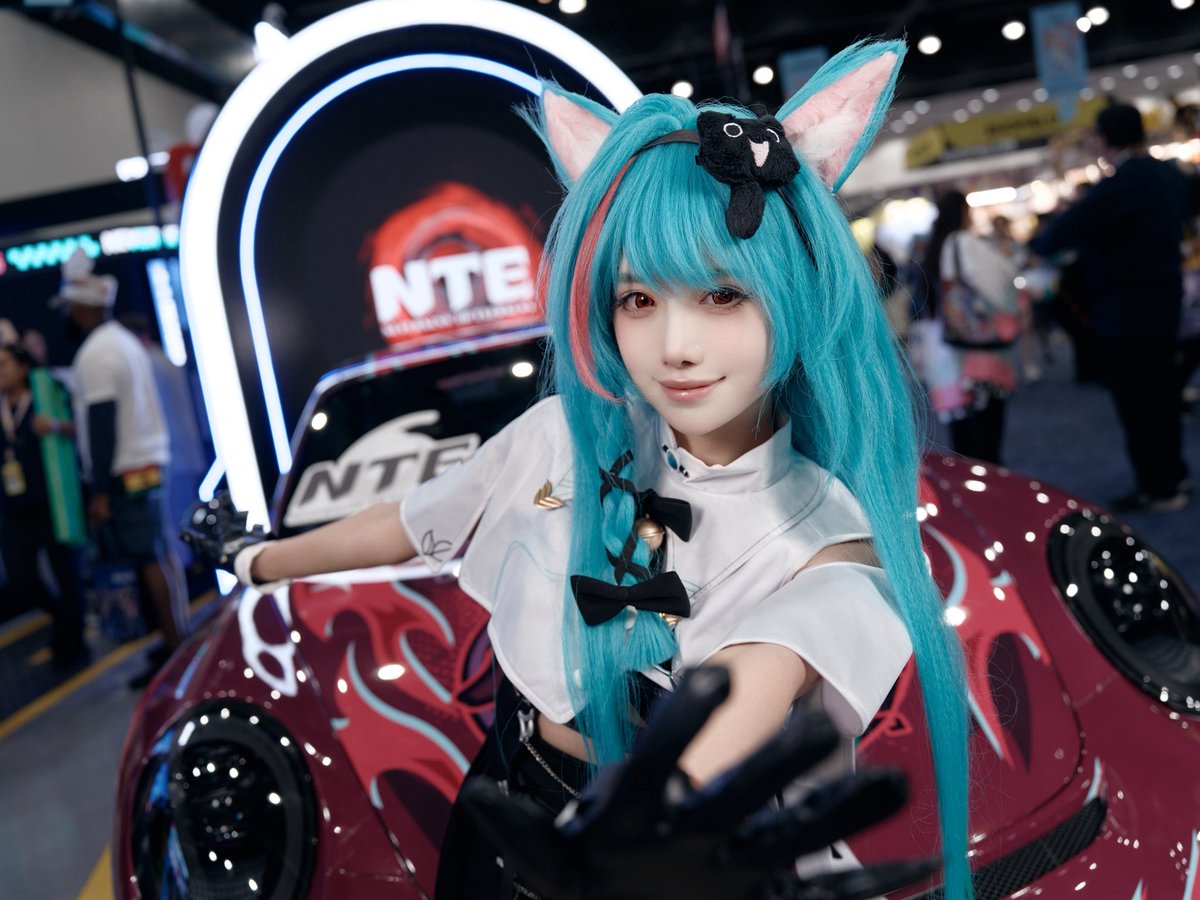 Shika42516408's tweet photo. It was wonderful meeting everyone at the NTE booth at Anime Expo!

📷：@KeyBoyshot 

#NTE #AX2026 #AnimeExpo https://t.co/NuKZvNRQZT