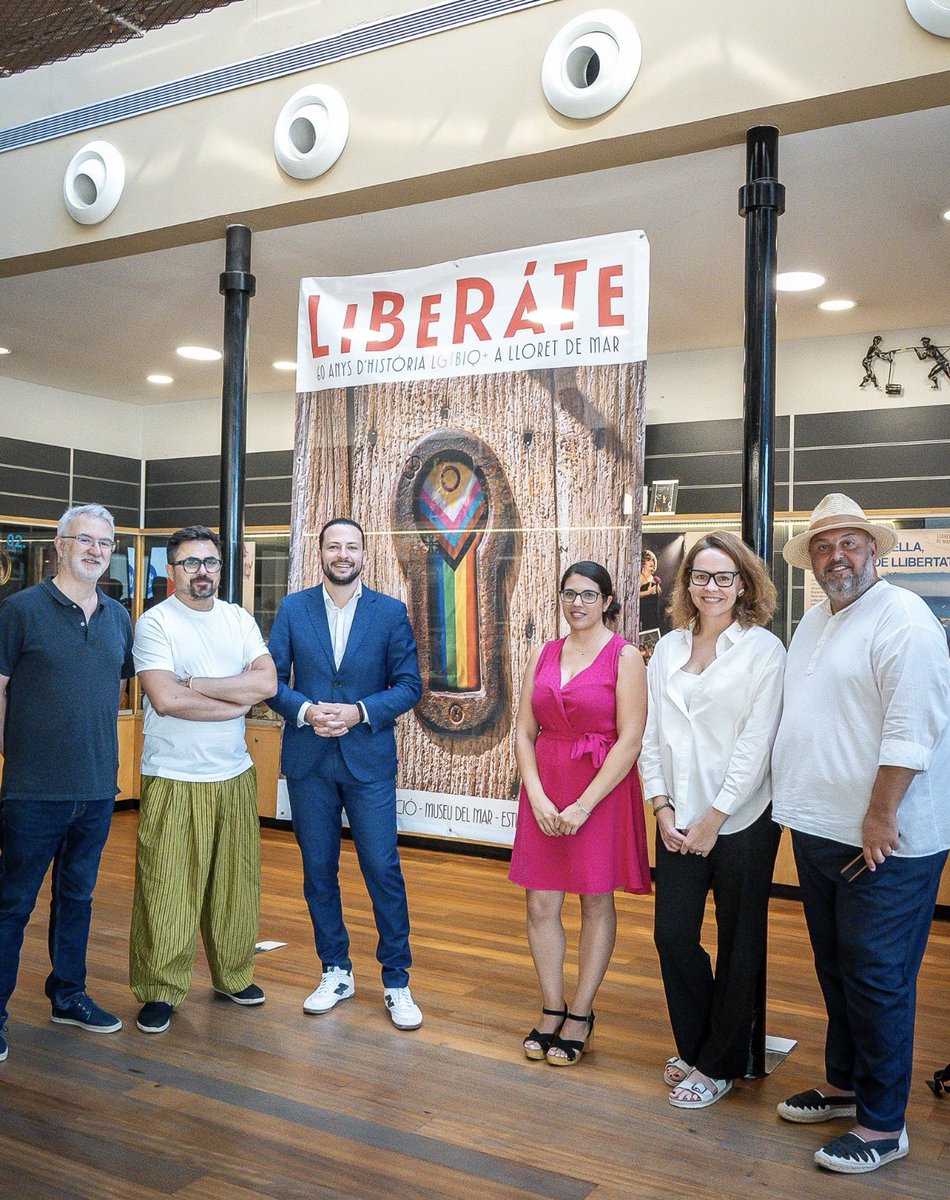 Arxiu_Lloret's tweet photo. 🏳️‍🌈Lloret de Mar és un dels municipis pioners de l’Estat espanyol pel que fa a la presència d’una comunitat LGTBIQ+, amb una història rica i diversa que, durant dècades, ha estat invisibilitzada i que s’ha preservat, principalment, gràcies als testimonis i a la memòria oral. https://t.co/wJzwdVY2MF