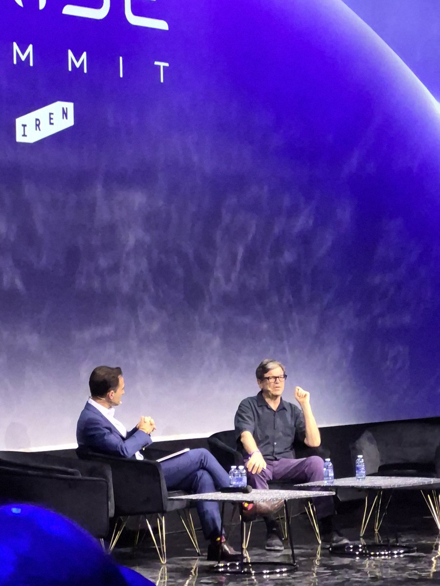 OscarFonsati's tweet photo. Discussing underworld models https://t.co/RtbueWaH9M
