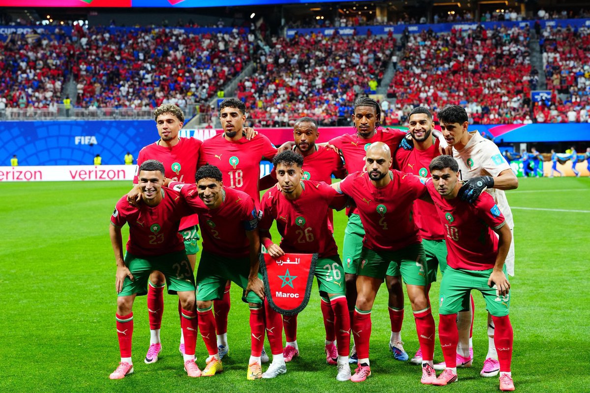_BeFootball's tweet photo. 🚨🚨 ANTOINE GRIEZMANN 🇫🇷 SERA EN TRIBUNES POUR SOUTENIR LES BLEUS CE SOIR FACE AU MAROC 🇲🇦 !!!!

Porte nous chance Grizou 🍀 

(@lequipe) https://t.co/lUxvRujlW0