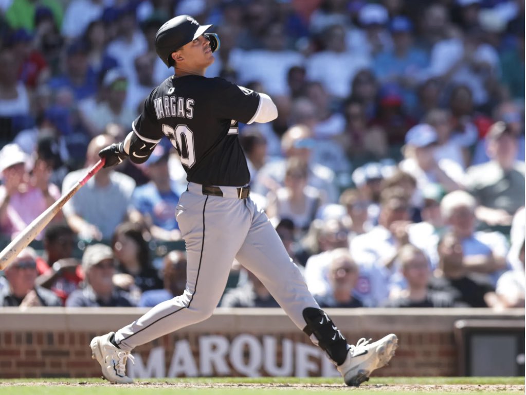 rogotlocks205's tweet photo. Miguel Vargas O 1.5 HRR. He’s facing Patrick Sandoval who hasn’t pitched in the majors in 2yrs I believe. Vargas’s bat has been up &amp; down lately but I like him today #sportsbettingtwitter #SportsBettingX #mlbbets #PropBets https://t.co/2TTjblHBBt