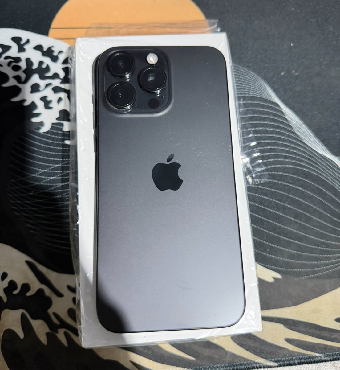 0807scart's tweet photo. @LuvPreciousMlti wts iphone 15 pro max 256 gb black
- 90% batt health
- no scratches

inclusions:
- original box &amp; charging cable
- 1 privacy tempered glass (smart devil)
- 8 phone cases

- php 38k (price nego)
- meat up loc: bulacan, sm north, ust manila https://t.co/iHIHfMuYjN