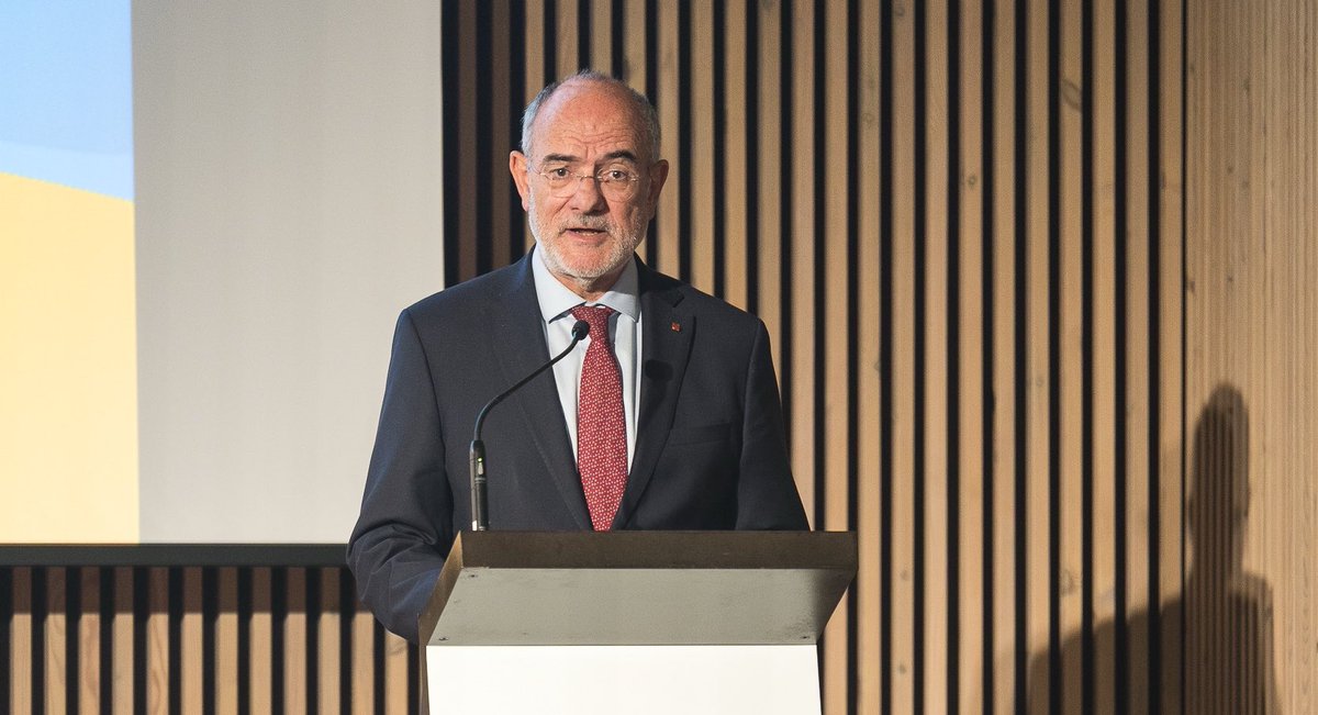 exteriorscat's tweet photo. 🌊 MedCat Days 2026

Debat organitzat amb la @CPMR_Europe sobre el reforç de la diplomàcia territorial en l'acció exterior de la UE.

Conseller @jduch: "La cooperació entre regions veïnes és avui més necessària que fa uns anys. Hem d'aprofitar els espais i ser-hi més influents". https://t.co/iljKOfTuMi