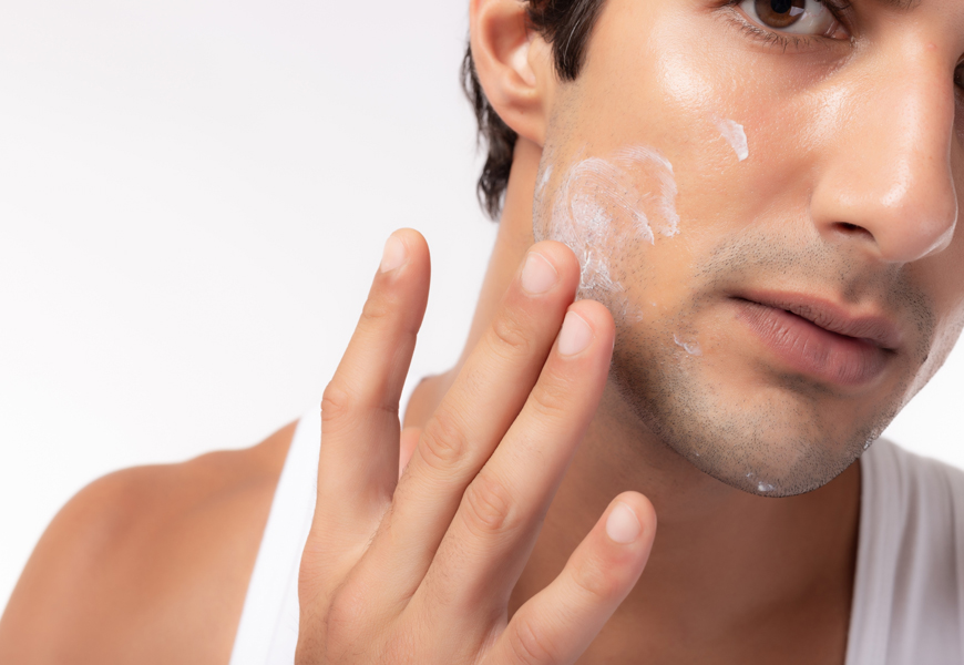 AmongMenMag's tweet photo. From scalp mists and lip balms to mineral formulas and sweat-resistant lotions, these 10 standout sunscreens prove there’s an SPF solution for every skin type, routine and summer adventure:

https://t.co/ktTQaHEh5v https://t.co/NhPq41ZI62