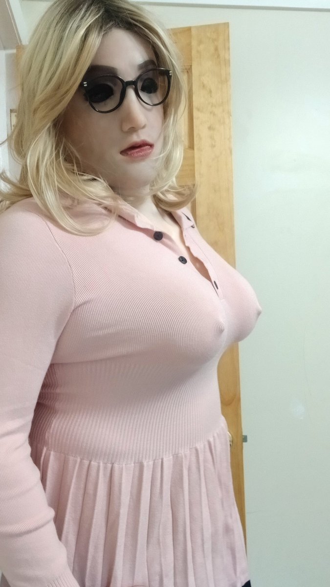 AwwwbreeCD's tweet photo. I tried just to be cute, but these boobs just get all the attention anyway https://t.co/yBjmQRlGlC