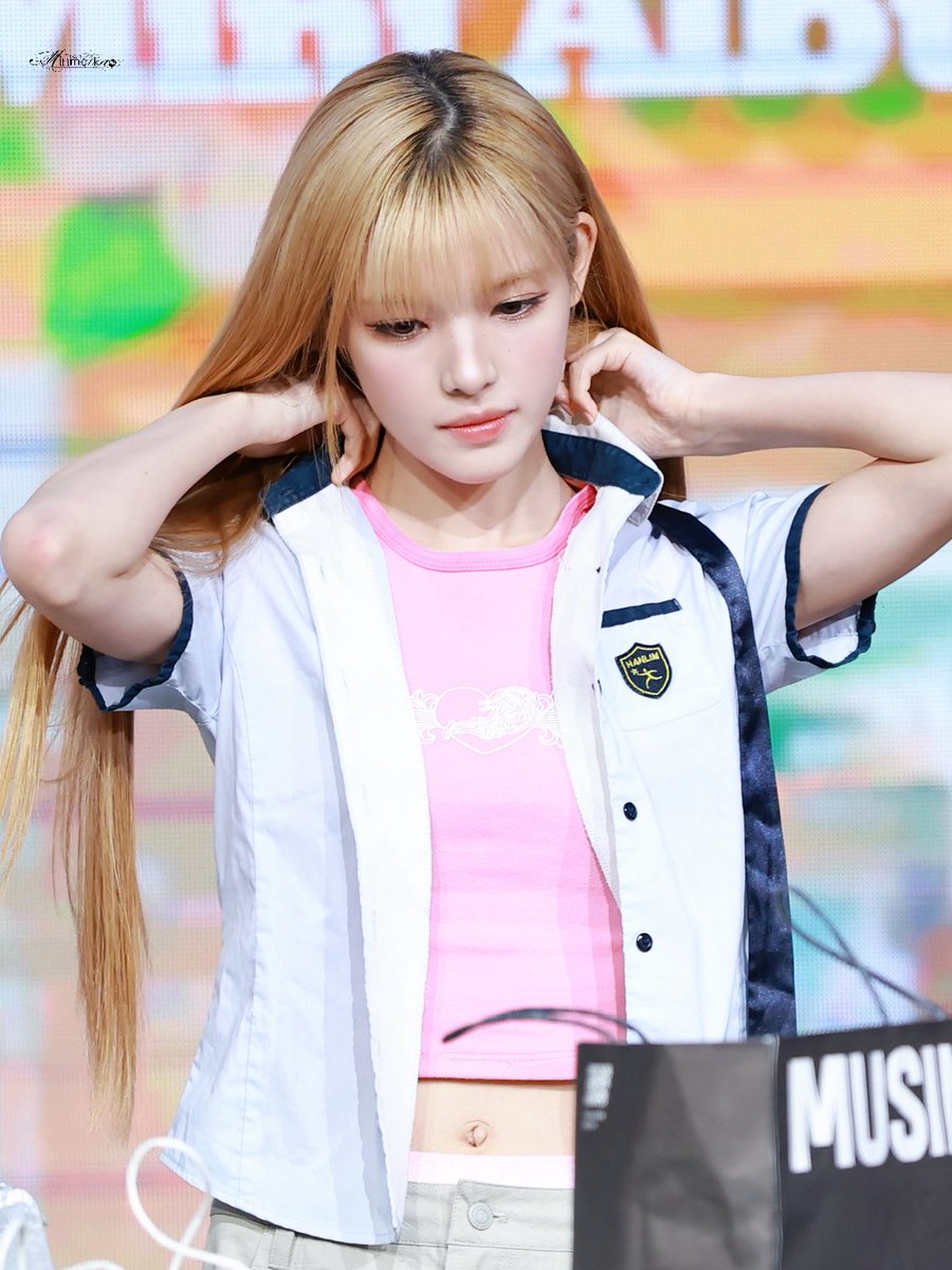 Minmozka's tweet photo. 260709

#Hearts2Hearts #하츠투하츠 
#YUHA #유하 https://t.co/XJyN6lcqZR