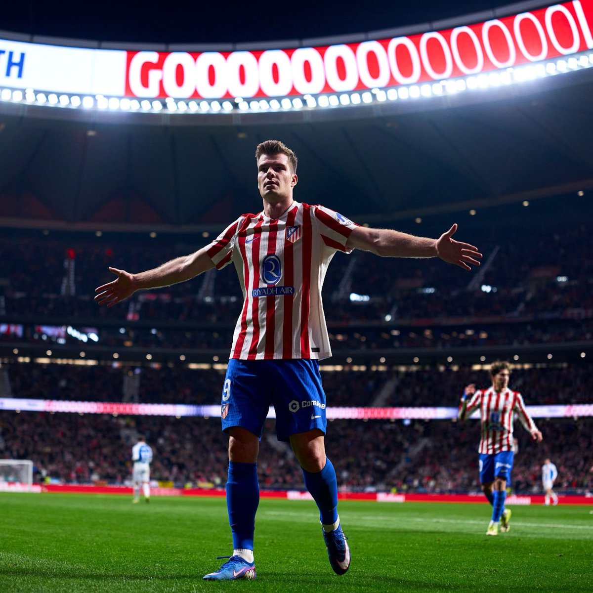 TheFJEN's tweet photo. 🚨🇦🇷 Nicolás González does NOT want to return and hopes Atlético Madrid can keep him. He could be used as part of a deal for Sørloth, as per @GiovaAlbanese. https://t.co/lqBHo2jKNn