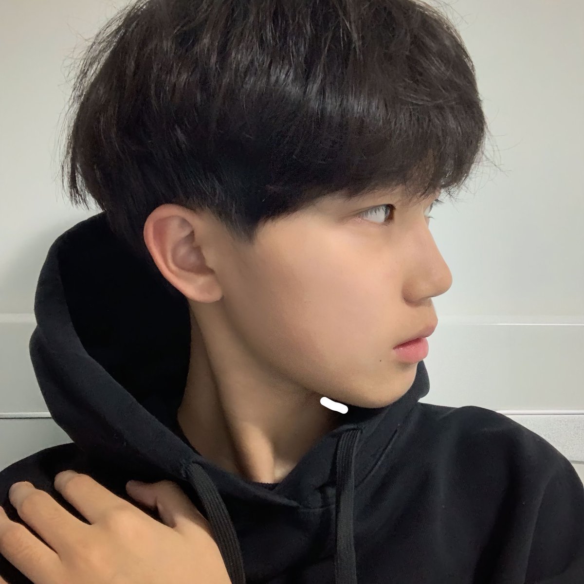 h___xx6's tweet photo. 子どもの頃 https://t.co/xKBk0jiCIi