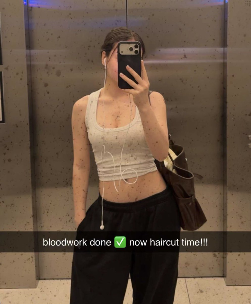 sakura tweet media