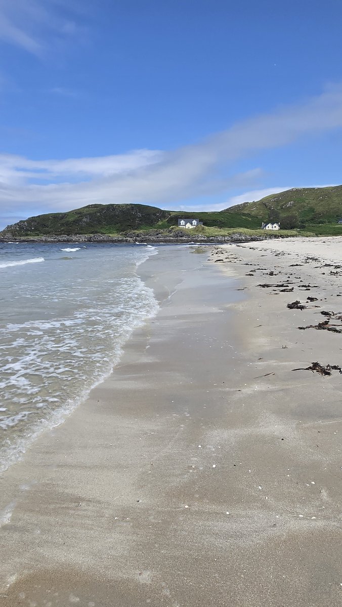 chris_joonas's tweet photo. Beach day #Scotland #Travel #Summer https://t.co/4UNUSr2quE