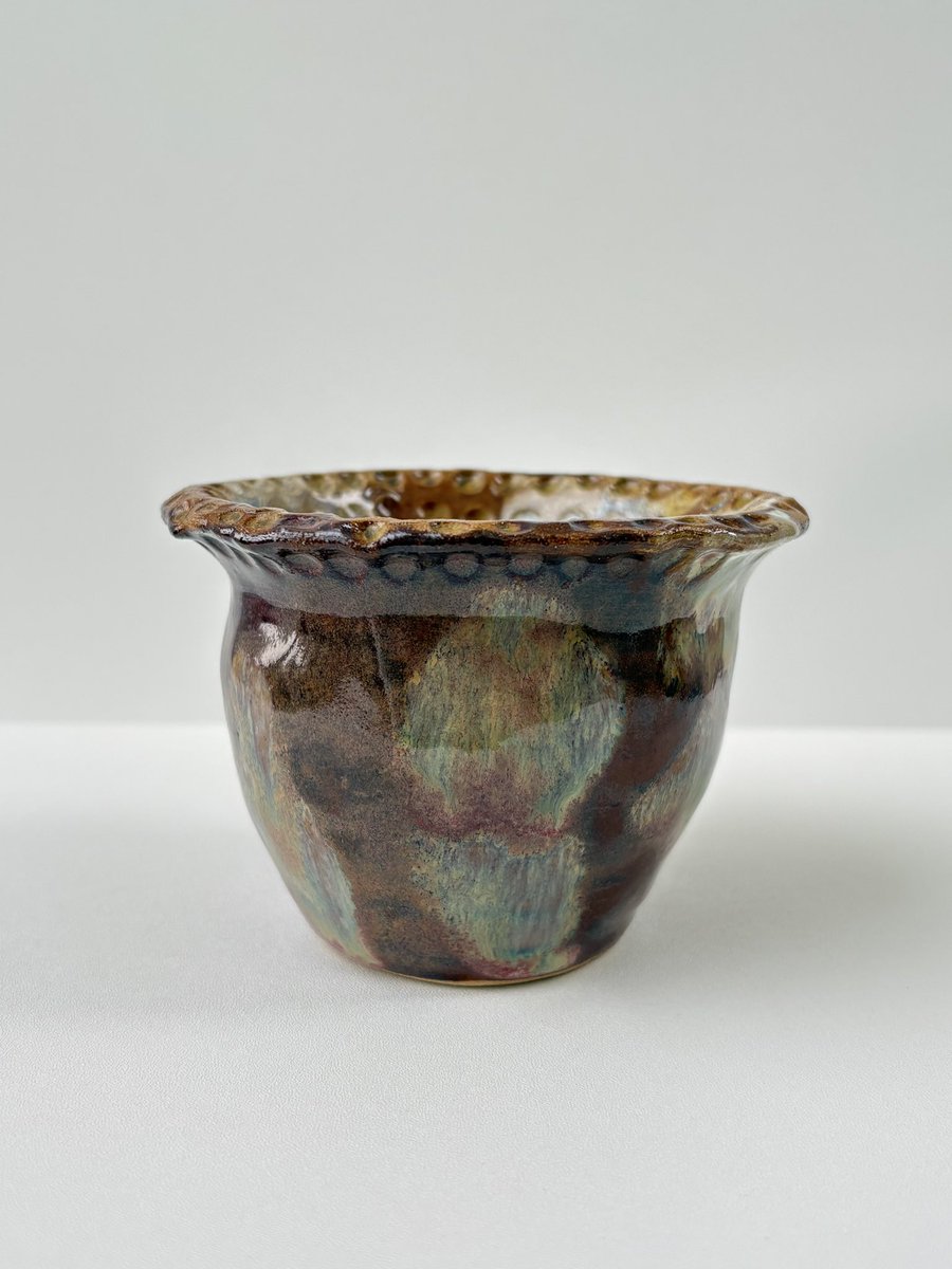subdrop22's tweet photo. joined the textures collection challenge from @Frag_Growth. submitted a vase piece crafted from our ceramic studio in indonesia.

this one carries a piece of our process from raw clay to final form, translated into texture. feels special to bring something physical into a digital, on chain artwork.

shoutout to @jenyavyguzov, been supporting and contributing since day 1, from making threads to pushing merch and spreading the word. really appreciate the space you’re building for the community to co create like this.

hope this piece resonates and earns its place in the collection. either way, proud to be part of the movement 🌸