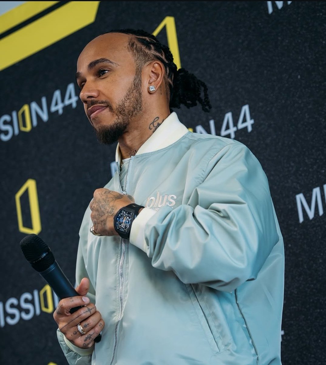 LH44Fanpage8's tweet photo. Lewis hamilton new Instagram post 

"Super proud of what @Mission44 is doing to drive change. As I celebrate 20 years in Formula 1 and five years of Mission 44, it means so much to me to spend time with students who are passionate about shaping the future of motorsport"
"Hearing their stories and seeing their determination for change reminded me exactly why we started Mission 44. There is so much incredible talent out there, and every young person deserves the opportunity to fulfill their potential. Real change happens when we come together to open doors, challenge what's possible and create pathways for the next generation to succeed'