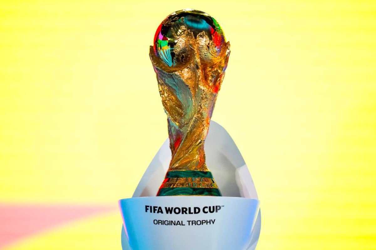 DDChaudharyA's tweet photo. 🚨 FACT: Lionel Messi has registered more shots and created more chances than any other player across the last three FIFA World Cups combined. A remarkable display of consistency and creativity on football's biggest stage. 🐐⚽

#LionelMessi #Messi #FIFAWorldCup #WorldCup #Argentina #Football #GOAT