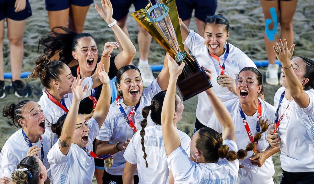 derrota1312's tweet photo. Che ya que robamos tanto en el fútbol podríamos preguntarnos si también robamos las 77 medallas olímpicas del país, o en el handball, hockey, voley, rugby, basket, etc. O QUIZÁS influye la inversión en el deporte y ser el segundo país mas grande de Sudamérica, no? https://t.co/BCDtWj0bTD