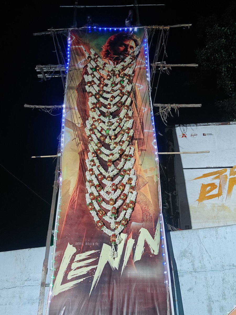 Ajaykavali1's tweet photo. Lenin Movie started Hungama in Bellary 
Manam Akkineni fans Association Bellary @AkhilAkkineni8 @AnnapurnaStdios
#lenin https://t.co/joTAxrK2Kd