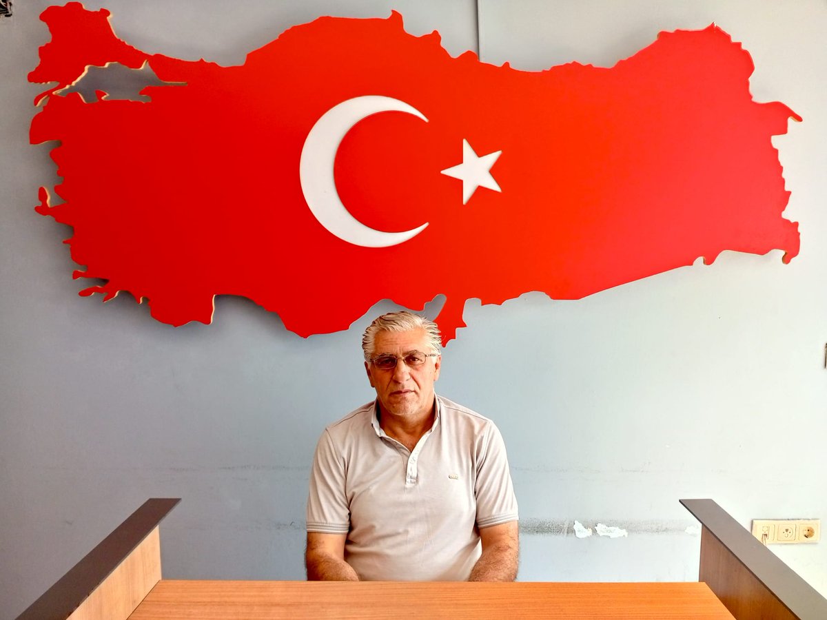 AKPartiPayas31's tweet photo. AK Parti Davamızın Temel Taşı Olan Mahalle Başkanlarımızın ;Bugün ki Teşkilat Nöbetini Sn.Muhammed ORAN Yerine Getirmektedir. 

RABBİM Bizleri Kutlu Davamızda Mahçup Etmesin. 

Soru , Görüş ve Önerileriniz İçin: 

📞 0326 504 00 90 https://t.co/TkPqphEez6