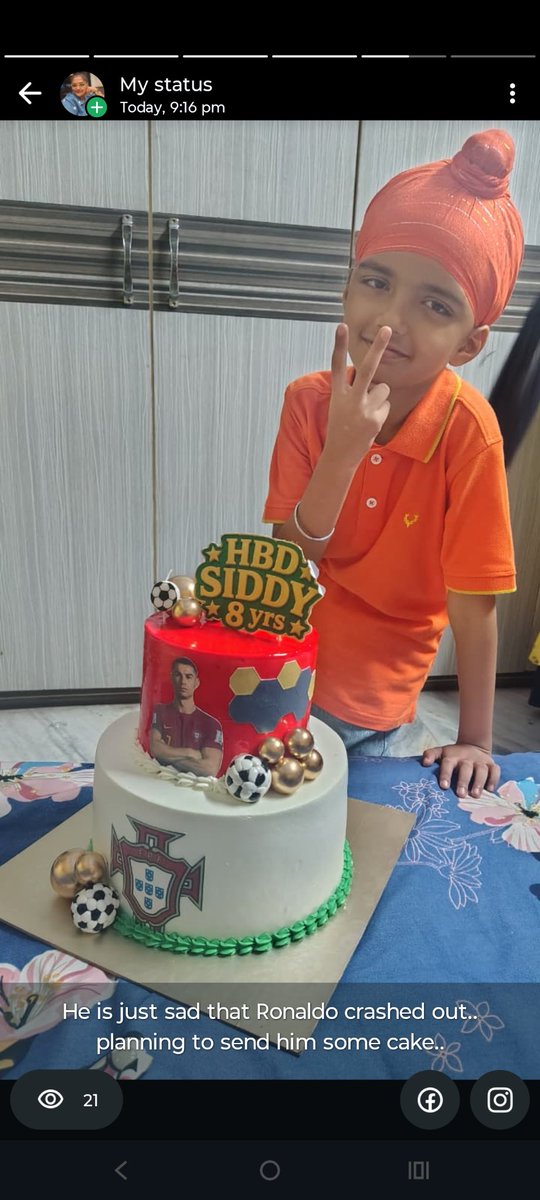 BeingAKaur's tweet photo. @Cristiano Your craze resounds in India. At his heart, he has you to the point that his entire bday today is around you-- from decor , to gifts, to the cake.. https://t.co/p1oogjWmLB