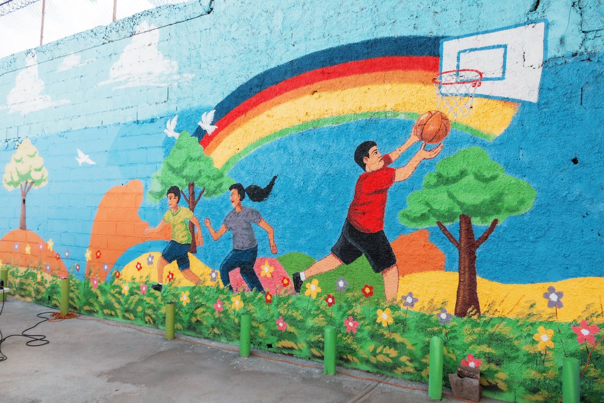 AlcaldiaDN's tweet photo. 🌿¡Con visión, orden y firmeza se transforma nuestra ciudad! Este espacio, ubicado en Villas Agrícolas pasó de ser un vertedero a un entorno limpio, organizado y lleno de vida. 🙌 https://t.co/i72oIjkJEv