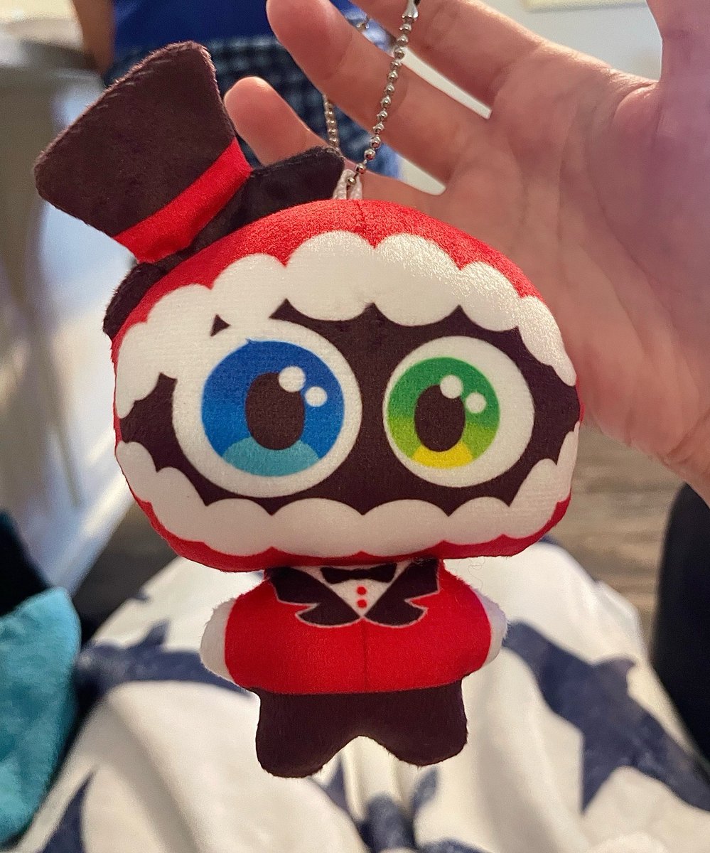 srbug22's tweet photo. #tadcㅤㅤ #theamazingdigitalcircus
I’ve got some little chibi Caine plushie keychains up on 3tsy for preorder until July 23rd! If you’re interested, consider checking them out here ➡️ https://t.co/Ygn1so0qOd https://t.co/fTKDQ7DVWT