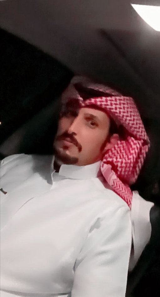 Az30x's tweet photo. تعيش ياراسن  معوده   القساوه    مايلين
تزعل عليه الناس   وتوالف  وهو ماينحني
عبدالله منور https://t.co/3drbkKBCtV