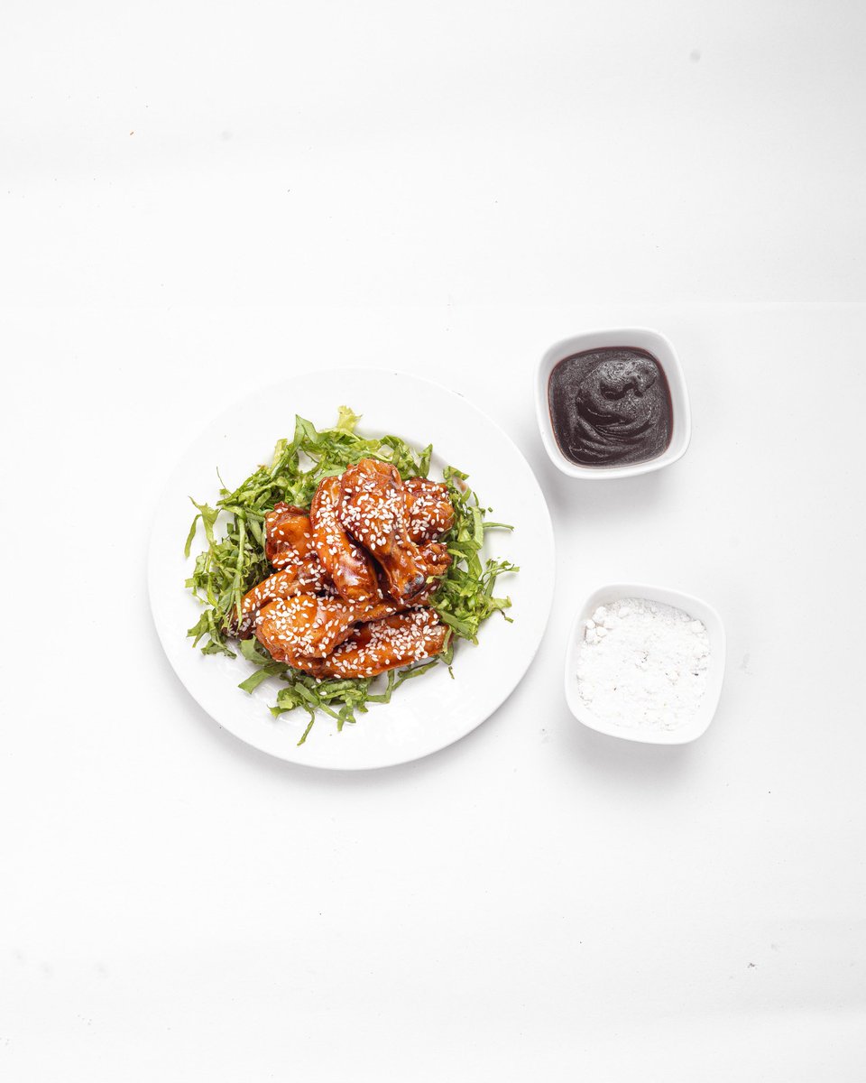 EkoHotels's tweet photo. This is your reminder that wings taste better when they come glazed, glossy, and straight from Lagoon Breeze. https://t.co/0gPMoP0e95